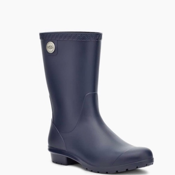 UGG Sienna Matte Rain Boots: Navy 10 - Picture 1 of 15